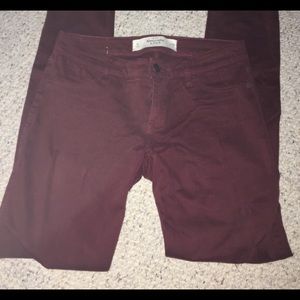Maroon Abercrombie & Fitch skinny jeans